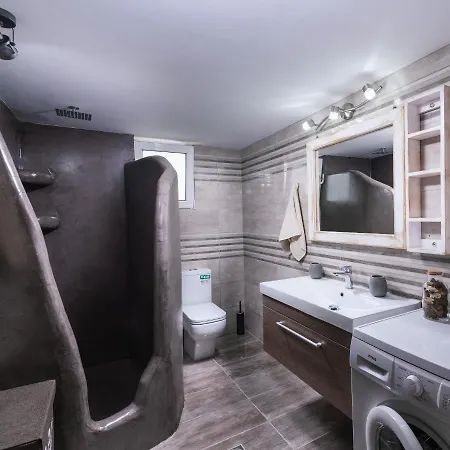 Perahori Apartman *