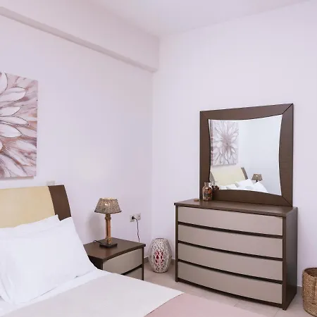 Perahori Apartment